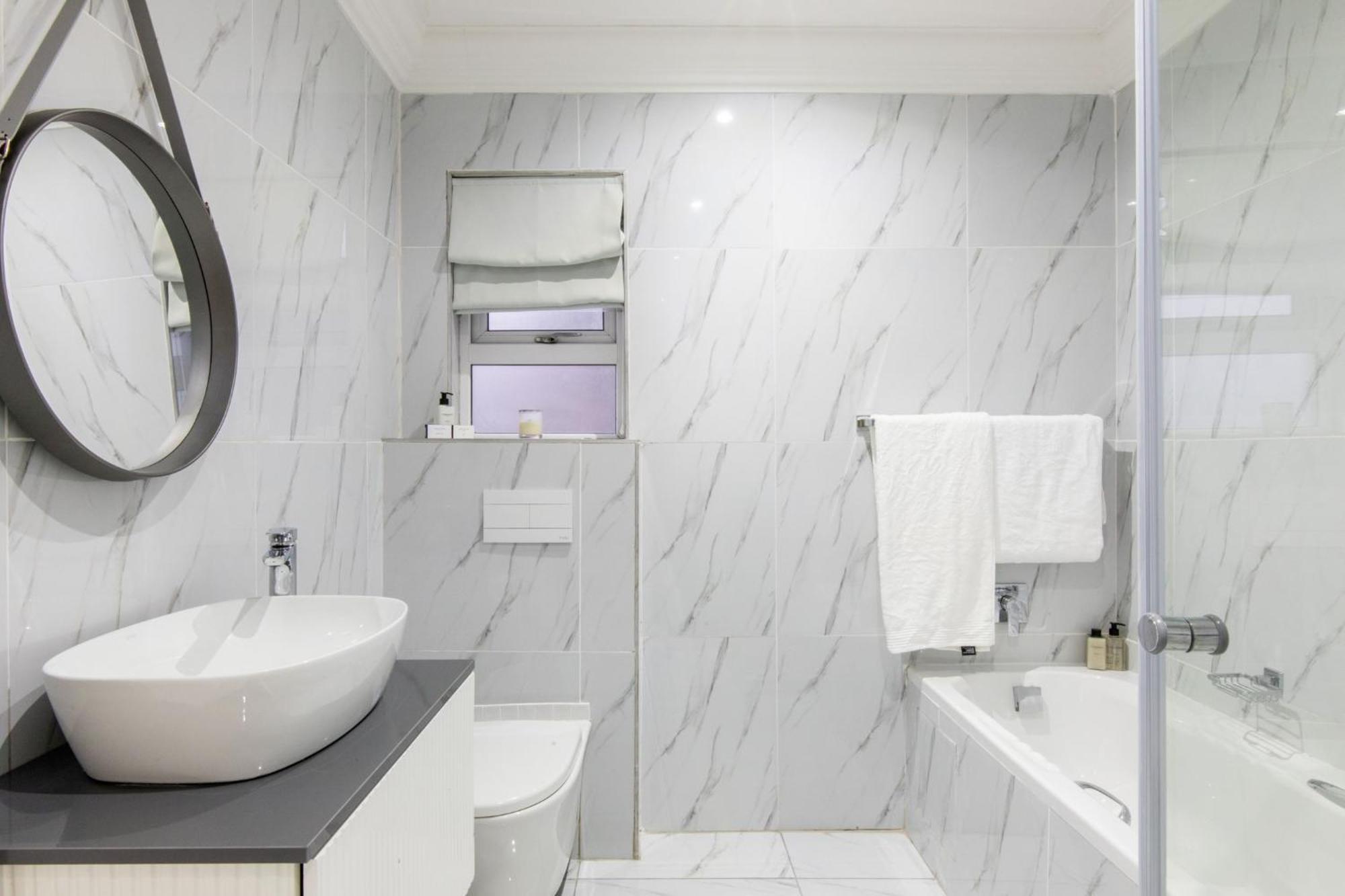 פורט אליזבת' Dolphin Bay Boutique Hotel And Spa מראה חיצוני תמונה