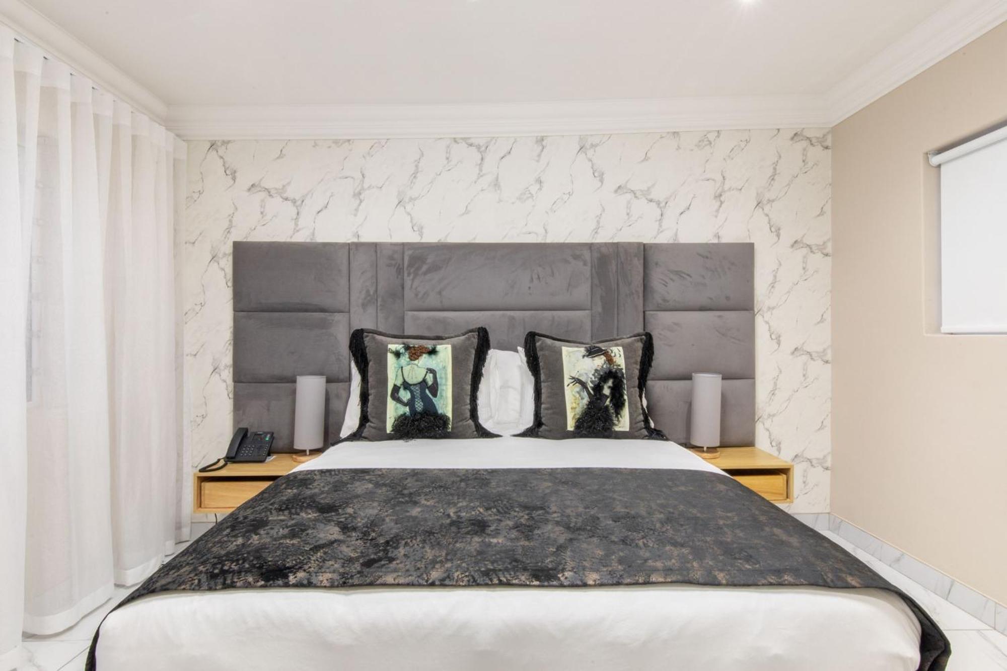 פורט אליזבת' Dolphin Bay Boutique Hotel And Spa מראה חיצוני תמונה